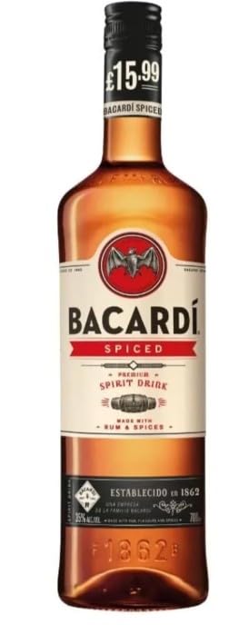 BACARDÍ Spiced 70cl (700ml) – Premium Spirit Drink with Barrel-Aged Rum, Natural Flavours & Spices, 35% ABV – Priced Marked Bottle