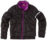 Bracelet avec tape réfléchissant sous le bras gauche