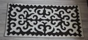 Tapis traditionnel marocain vintage fait à la main | €240