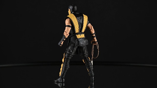 Amazon.com: McFarlane Toys- Mortal Kombat Klassic Scorpion 7in