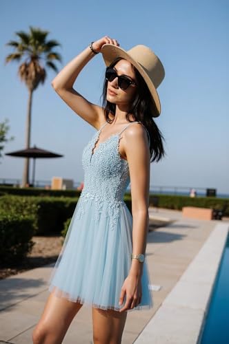 Women's Lace Appliques Homecoming Dresses Short Spaghetti Straps Tulle V Neck Mini Party Gowns for Teens Cg00293