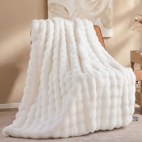 Smoofy Faux Fur Throw Blanket for Couch - Cream White Super Soft Cozy Bubble Blanket, Fluffy Plush Fuzzy Throw for Sofa & Bed, Thick Lightweight Warm Blanket, Luxury Aesthetic Gift for Women 50"x60"