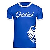 Sie erhalten bei uns Deutschland T-Shirts, Poloshirts, Pullover, Sweatshirts, Kapuzen Sweatshirts, Sweatshirt Jacken, Kappen, Kissen, Unterwäsche, Schürzen, Handtücher, Stofftiere, Taschen, Rucksäcke, Tassen, Mousepads und vieles mehr!