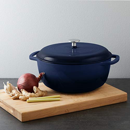 Amazon Basics Enameled Cast Iron Round Dutch Oven with Lid and Dual Handles, Heavy-Duty & Large, 7.3-Quart, Navy - Image 6