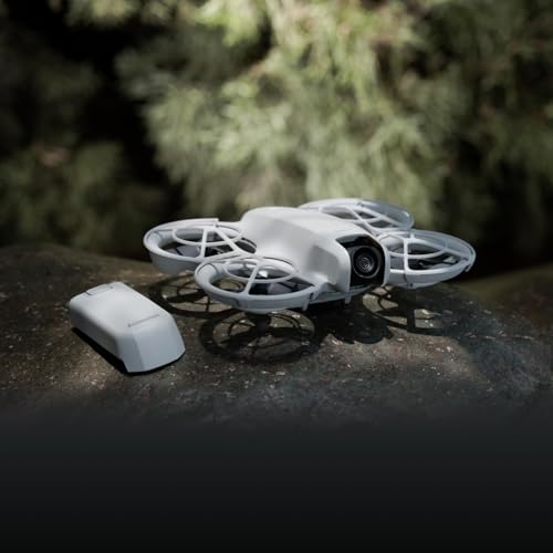 DJI Neo Combo mit 2 Akkus, Minidrohne mit 4K UHD-Kamera für Erwachsene, 135g Follow Me Drohne mit Handstart, Motivverfolgung, QuickShots, stabilisiertes Video, Propellerschutz (Controllerfrei)
