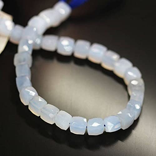Aqua Chalcedony Faceted Square Beads de qualité pour joaillerie