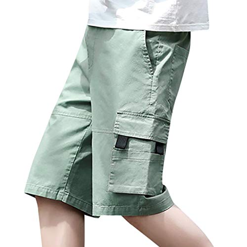 Short cargo ample homme fini la taille serrée en été