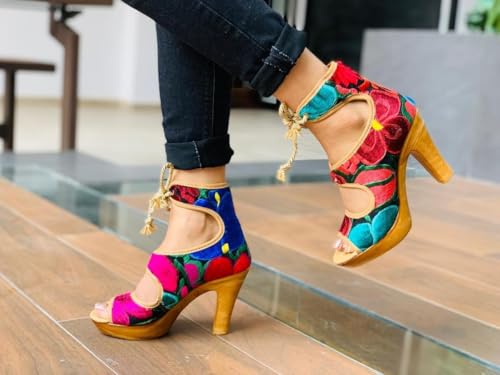La Santa Art Mx Mexican high Heels. Huaraches Sandalias Mexicanas con Textiles. Mexican textiles. Mexican heels loom. Mexican party's heels (8)3