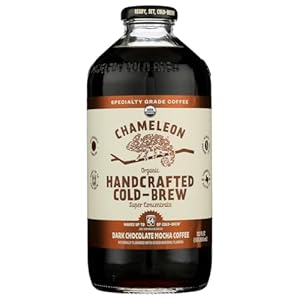 Chameleon Cold Brew Organic Mocha Coffee Concentrate, 32 Fluid Ounce — 6 per case. by Chameleon Cold Brew
