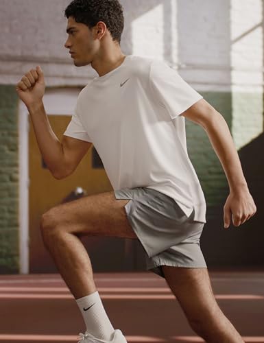 Nike Men's Miler Dri-Fit UV Short-Sleeve Running Top2