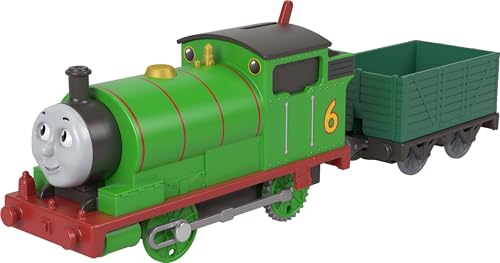 Mattel Fisher Price Thomas y sus Amigos Percy clásico Tren de juguete motorizado, locomotora con pilas y vagón de carga, narración de historias para niños y niñas en edad preescolar, JGF94