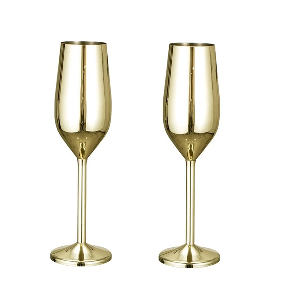 Verre à vin en acier inoxydable doré au design raffiné pour table contemporaine