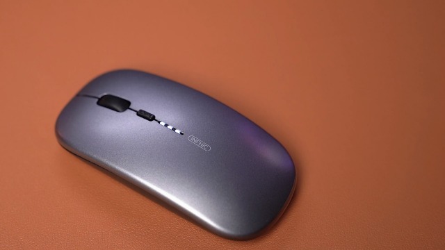 MOUSE VERTICALE WIRELESS ERGONOMICO IMPUGNATURA VERTICALE SENZA FILI Con Usb