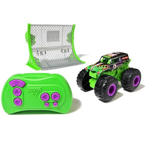 Monster Jam, Official Grave Digger Remote Control Monster Truck 1:64 Scale, Includes Ramp, RC Cars Kids’ Toys for Boys and Girls Ages 4 and up