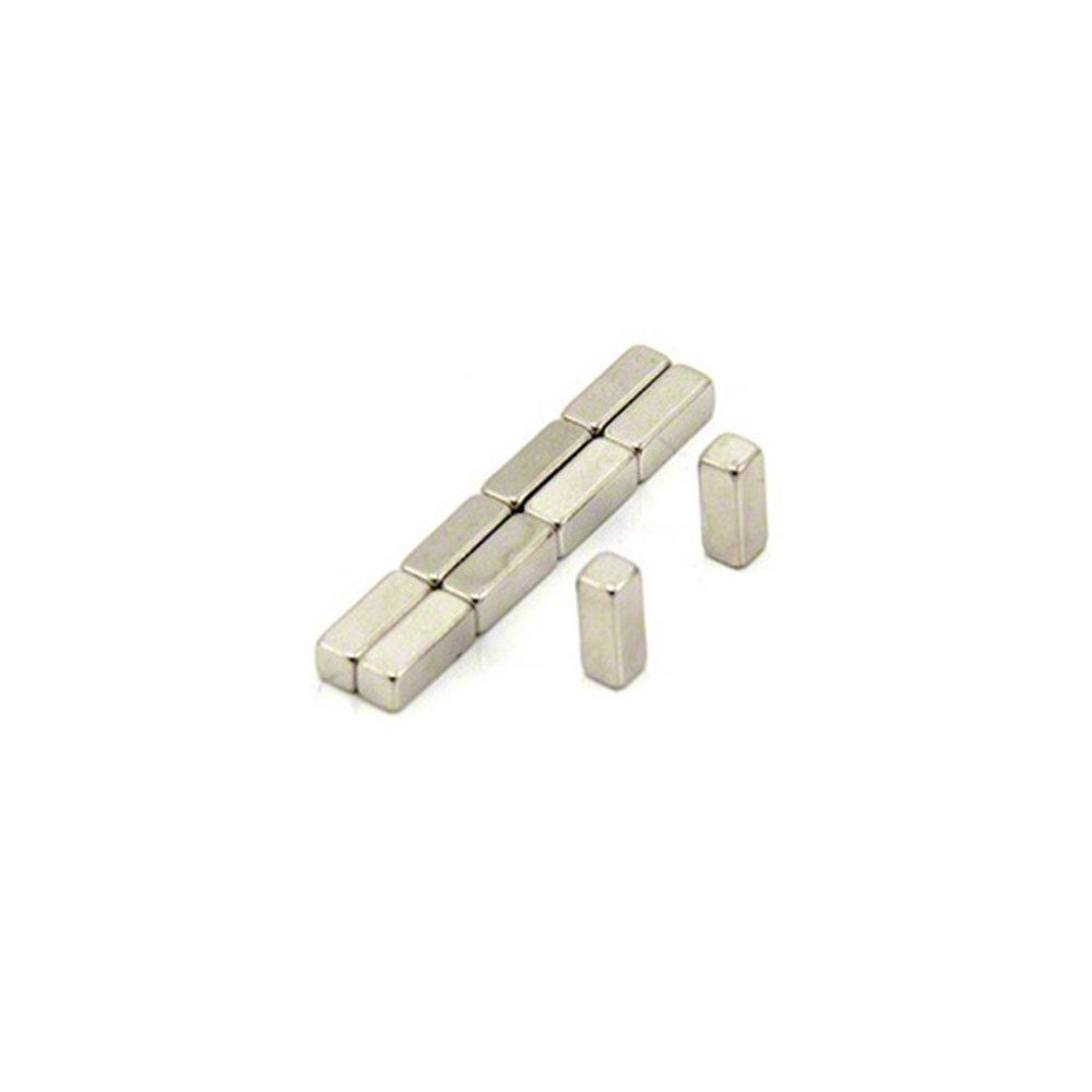 Magneta Neodimio 45H Per Arti, Mestieri, Produzione Di Modelli, Fai -Da -Te E Hobby - 3mm x 3mm x 8mm Di Spessore - Cravatta Da 0,5kg - Pacco Di 100