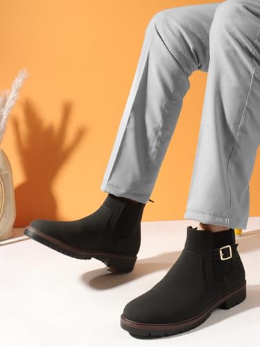 Image of Carlton London Men's Comfortable Chelsea Boot with Buckle