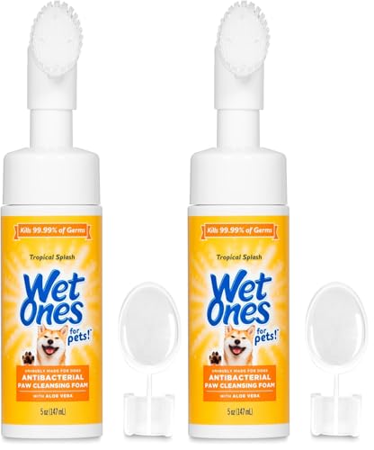 Image of Wet Ones for Pets Antibacterial Dog Paw Cleaner with Built-In Brush, Foaming No-Rinse Formula for Cleaning Dirty Paws After Walks, Gentle Everyday Paw Wash for Dogs, 5 Oz - 2 Pack
