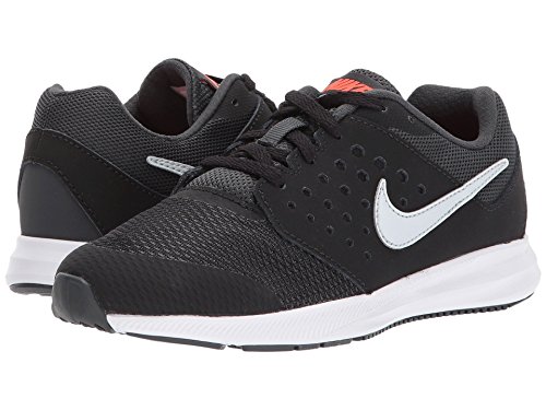 Nike 869968-006: Downshifter 7 Little Kids Black/White Sneakers (1 M US Little Kid)
