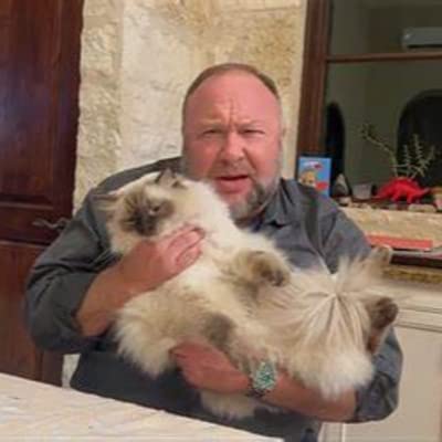 Alex Jones is Losing His Cat?
