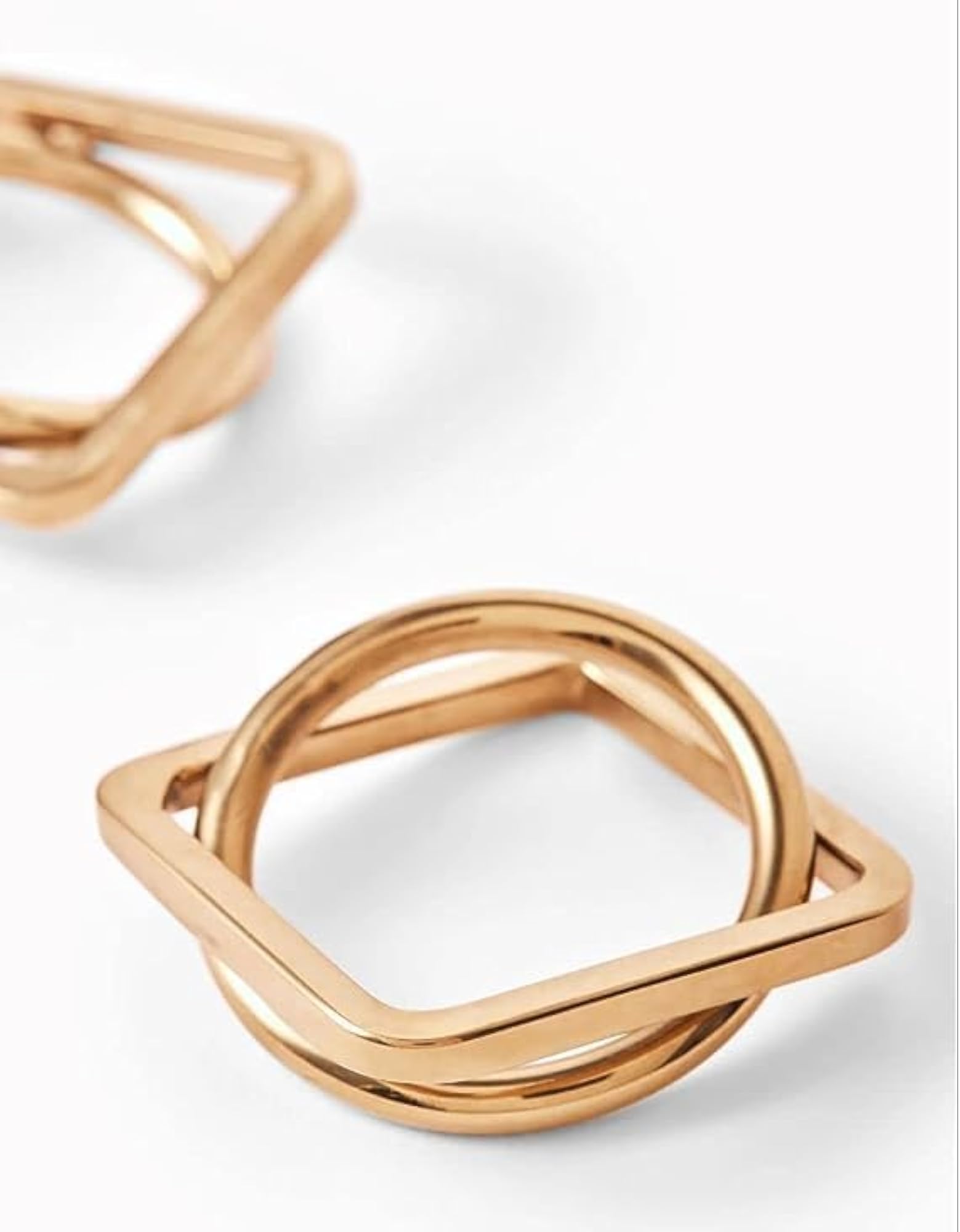 Decorative Napkin Ring Set of 2 - Golden, Elegant Table Decor