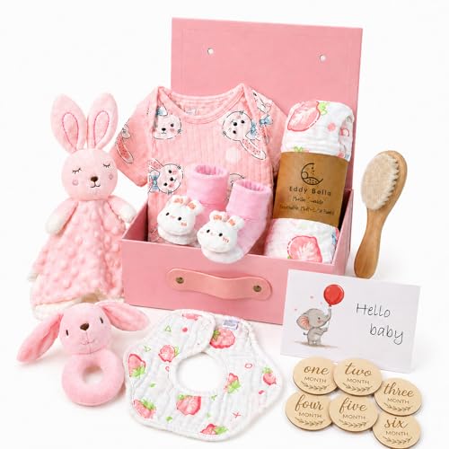 Auoketuo Coffret baptême bébé 15 pièces : couverture, body, hochet, doudou, brosse en bois, cartes étapes, bavoir, chaussettes antidérapantes et boîte...