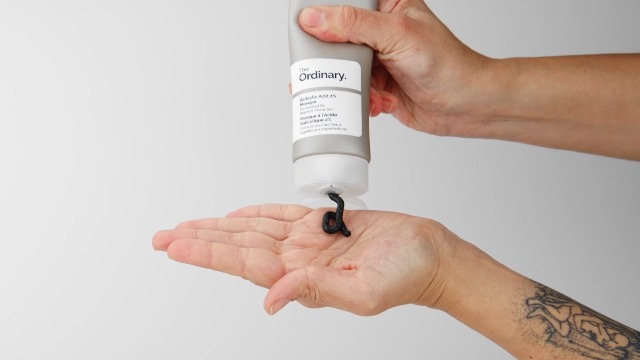 Image of The Ordinary Salicylic Acid 2% Masque, Clarifying Charcoal & Clay Mask for Blemish-Prone Skin, 50ml