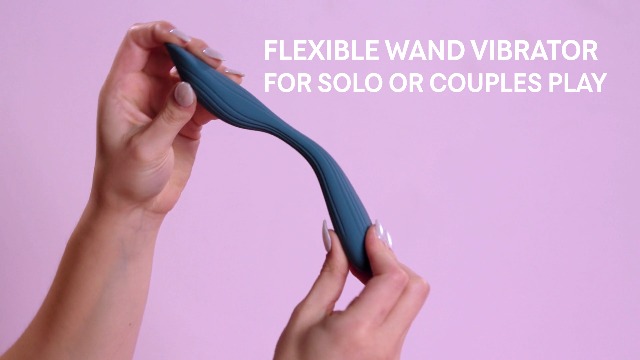 Amazon.com: Pure Romance Twilight Mood | Bendable Clitoral Vibrator with 7  Pulse Patterns and 3 Speeds