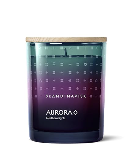 Skandinavisk AURORA Duftkerze. Duftnoten: Sandelholz und Wacholderbeeren, Jasmin und Limette. 200 g.