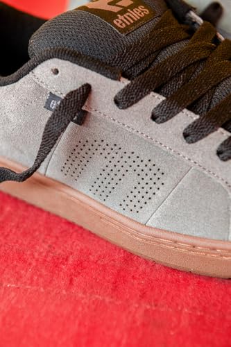 Image of Etnies Kingpin - Classic Skate Heritage Fashion Style with on-Trend Puffy Look, Reinforced Cupsole