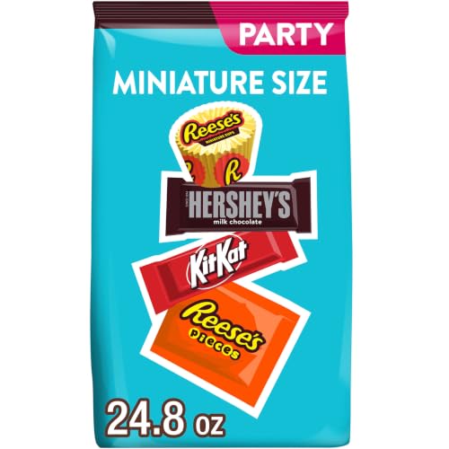 HERSHEY'S, KIT KAT® and REESE'S Assorted Flavored Candy Party Pack, 24.8 oz