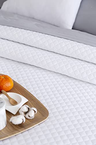 Todocama – Colcha boutí Fina con diseño de Rombos, para Primavera, Verano, otoño e Invierno. 100% Microfibra Extra Suave. Colcha Cubre Cama Multiusos. Cama 80/90-180x260cm Blanco - imagen 3