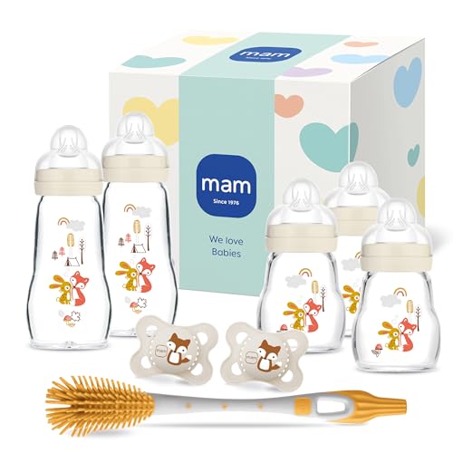 MAM Feel Good Glass Bottle Premium-Set | 0+ Mon | Babyflaschen-Set für Neugeborene | 94% Akzeptanz | stillfreundlich | 5 Glasflaschen & 2 Original Schnuller, 1 Soft Brush & 1 Flaschenkorb | beige