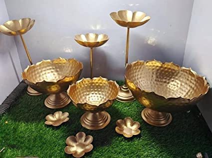 MA Decor Taj Bowl Hammered Urli, Candle Stand with Floating Diya | 9 Pieces Combo| Urli for Home Decor and Festival Decor Urli Show Piece for Floating Flowers Diya (B0CPBL239P) Amazon Price History, Amazon Price Tracker