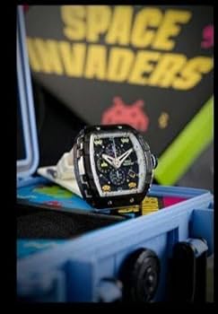 Amazon.co.jp: Nubeo ヌベオ スペースインベーダーSpace Invaders 時計