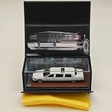 XiaoGuang 1:64 Vintage Extended Luxury Sedan Diecast Model Collectible 14+，White