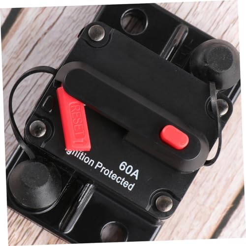 Disyuntor automático 12V para camper y remolque en rutas de camping de larga distancia