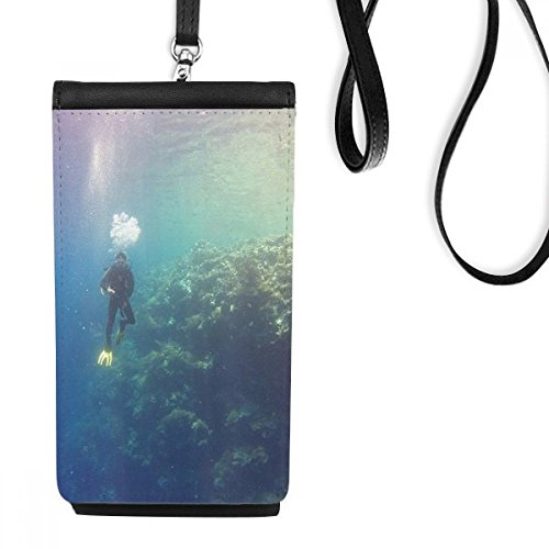 Pochette téléphone l'eau de mer lumière pour vos sorties urbaines