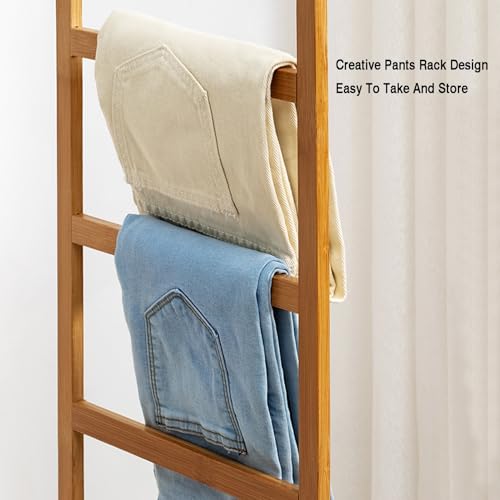 Porte-manteau autoportant d'angle pour optimiser les petits espaces