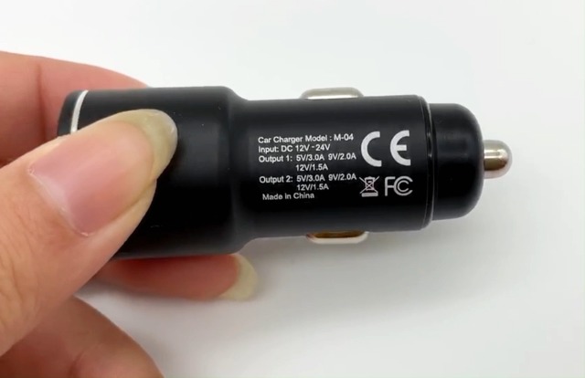 Certificato Apple MFi] Caricabatterie Da Auto Veloce Per IPhone, Doppio Adattatore USB Da 2,4 A Per Ricarica Rapida Con 2 Cavi Lightning Da 0,9 M Per IPhone 14/13/12/11/Pro Max/XS/XR/X/8 Plus/7/6/SE - Foto 10