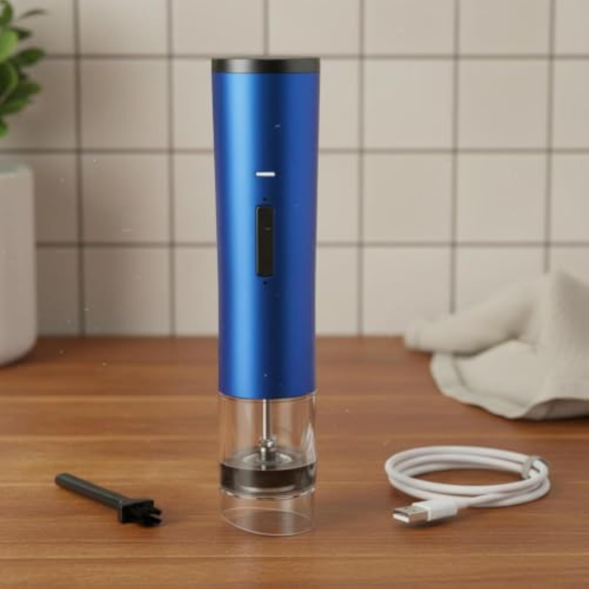 Electric Pepper Mill with Adjustable Coarseness, USB-Powered