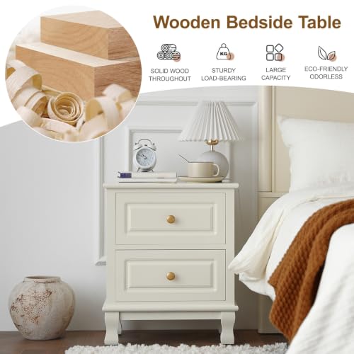 Table de chevet en bois compacte pour optimiser une petite chambre - 5