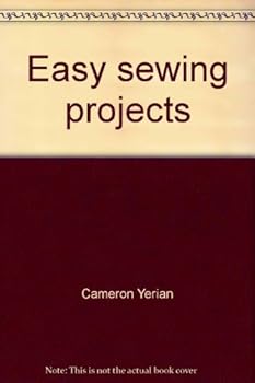 Paperback Easy sewing projects (Fun time activities) Book