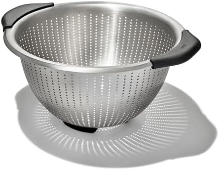 OXO Good Grips Stainless Steel Colander, 5 qt. Capacity, Strainer...