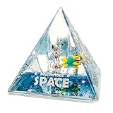 ☪Diseño fantástico: hay un diseño fantástico para la decoración de la mesa piramidal. Los astronautas flotan libremente en el agua como si volaran en el cielo, llevándote al misterioso espacio.