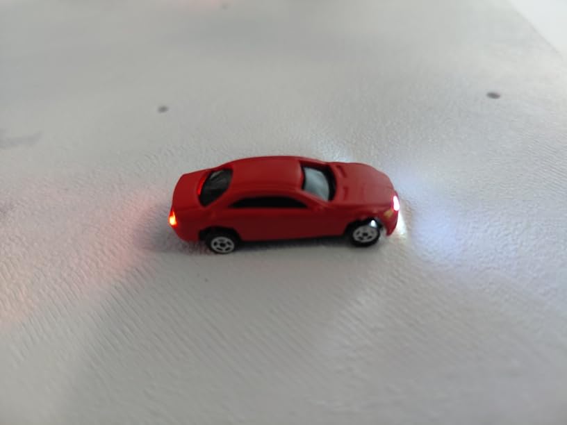 N gauge model rail cars with working front and rear lights pack of 6