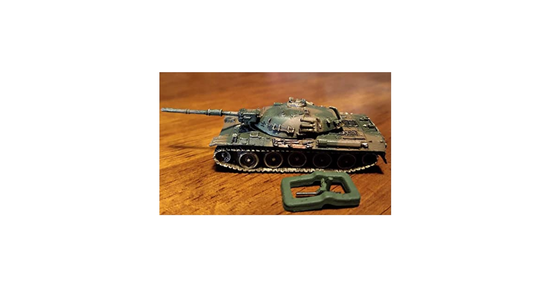 戦車モデルセット 迷彩色 戦車 迷彩色 リモコン付き - メルカリ