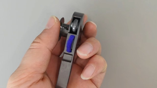 Amazon | Emdouブラシ交換品侧盖 Digital Slim/V12 Detect Slim/V15