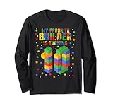 Divertida camisa para mamá o papá cuyo hijo ama construir con bloques y ladrillos de juguete para fiesta de cumpleaños. Mi constructor favorito está girando 10 camisetas es ideal para la fiesta. Los niños se sentirán increíbles y les encantará este divertido diseño ideal para padres de ladrillos de juguete y constructores de bloques.