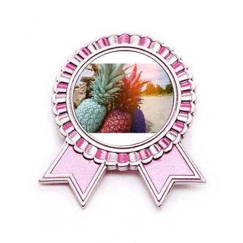 Broche fruit de pin rose en métal ciselé au design artistique unique