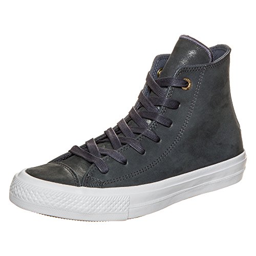 Converse Chuck Taylor All Star II les chaussures montantes idéales pour arpenter la ville